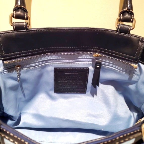 Coach Hampton Satchel - Picture 12 of 12